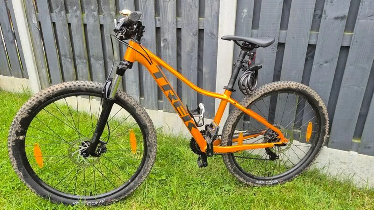 Trek Marlin 5 (Small) Practically New. - Image 1