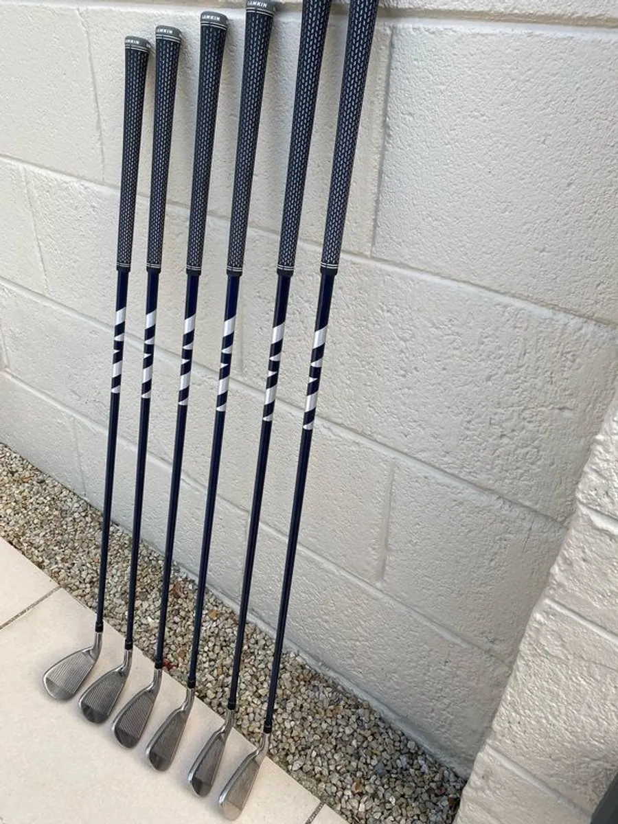 Taylor Made Golf Clubs - Image 2