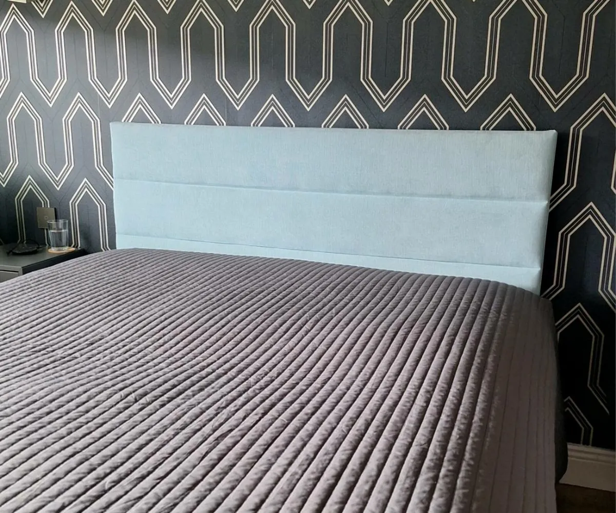 Bed Headbord - Image 1