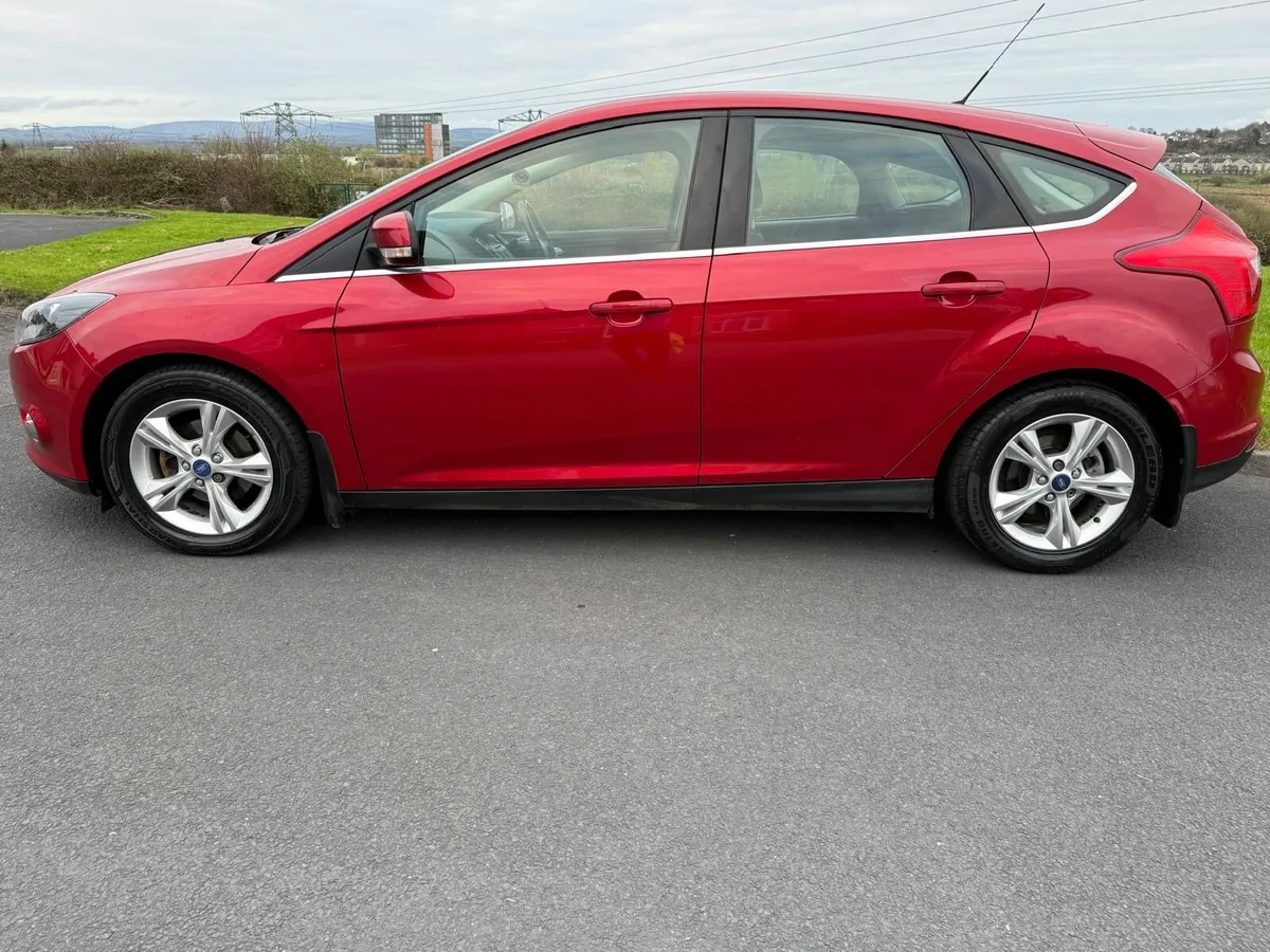 2013 Ford Focus NEW Nct Zetec Model - Image 3