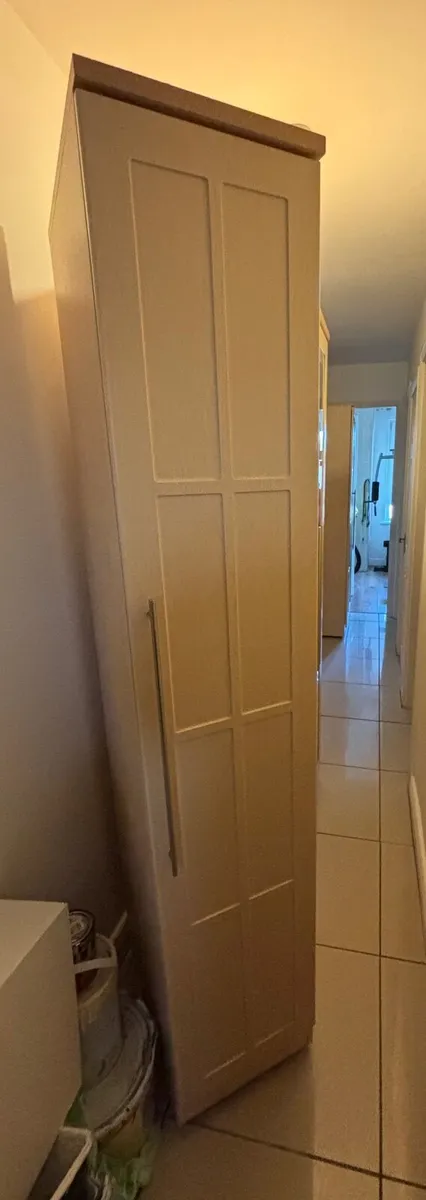 2+1 Wardrobes - Image 2