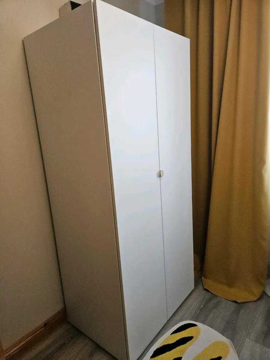Wardrobe - Image 3