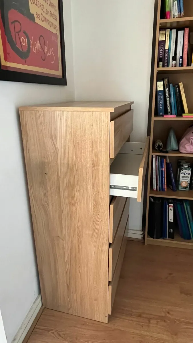 Chests of 5 Drawers - Image 4