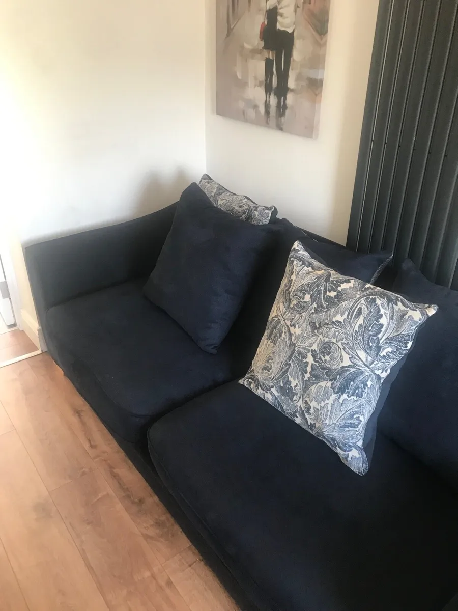 Three seater couch/ sofa - Image 3