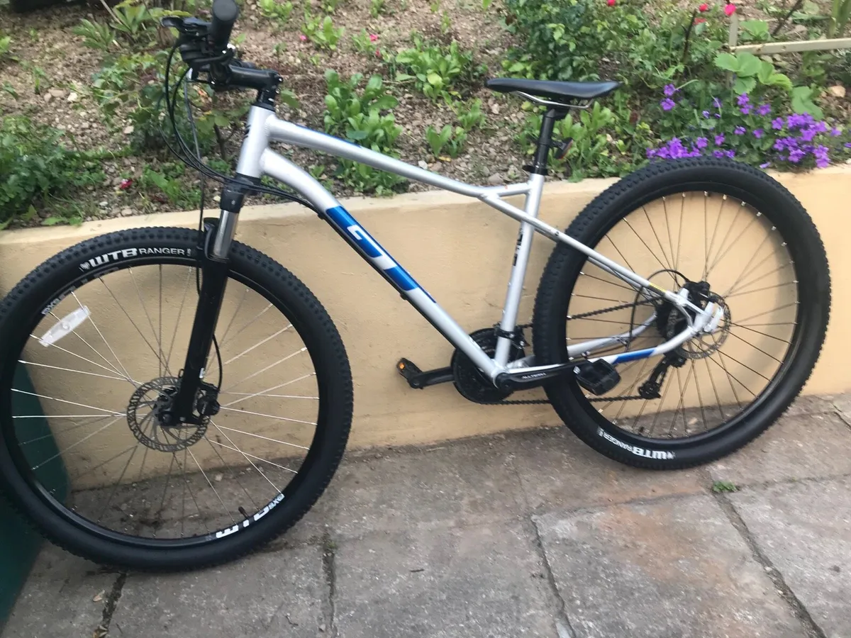 GT Aggressor 29 er Mountain Bike - Image 1
