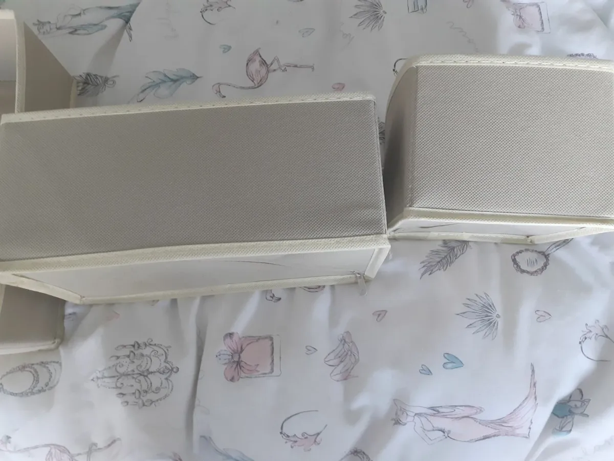 Organizers and boxes - Image 4