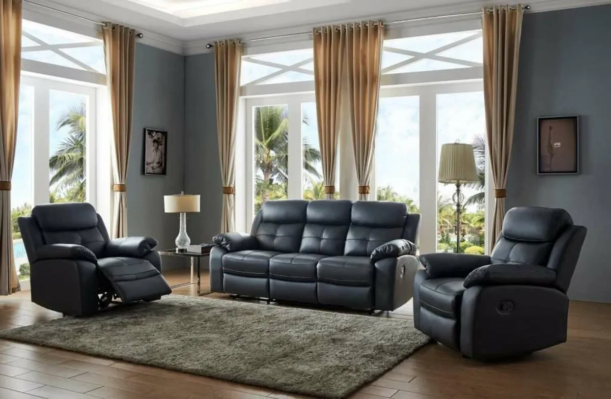 Hampshire 311 lether recliners reduced