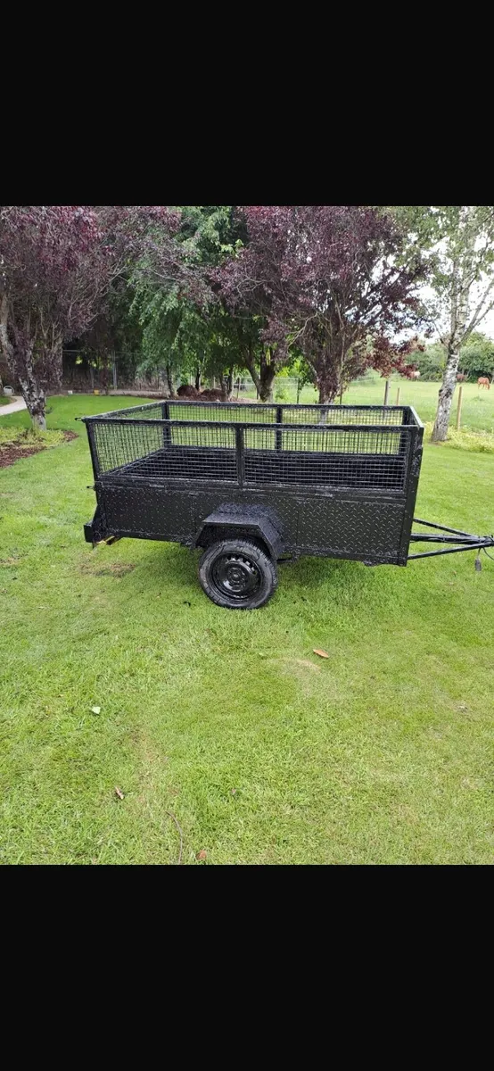 Trailer 4ft wide 6f 10 inches long - Image 1