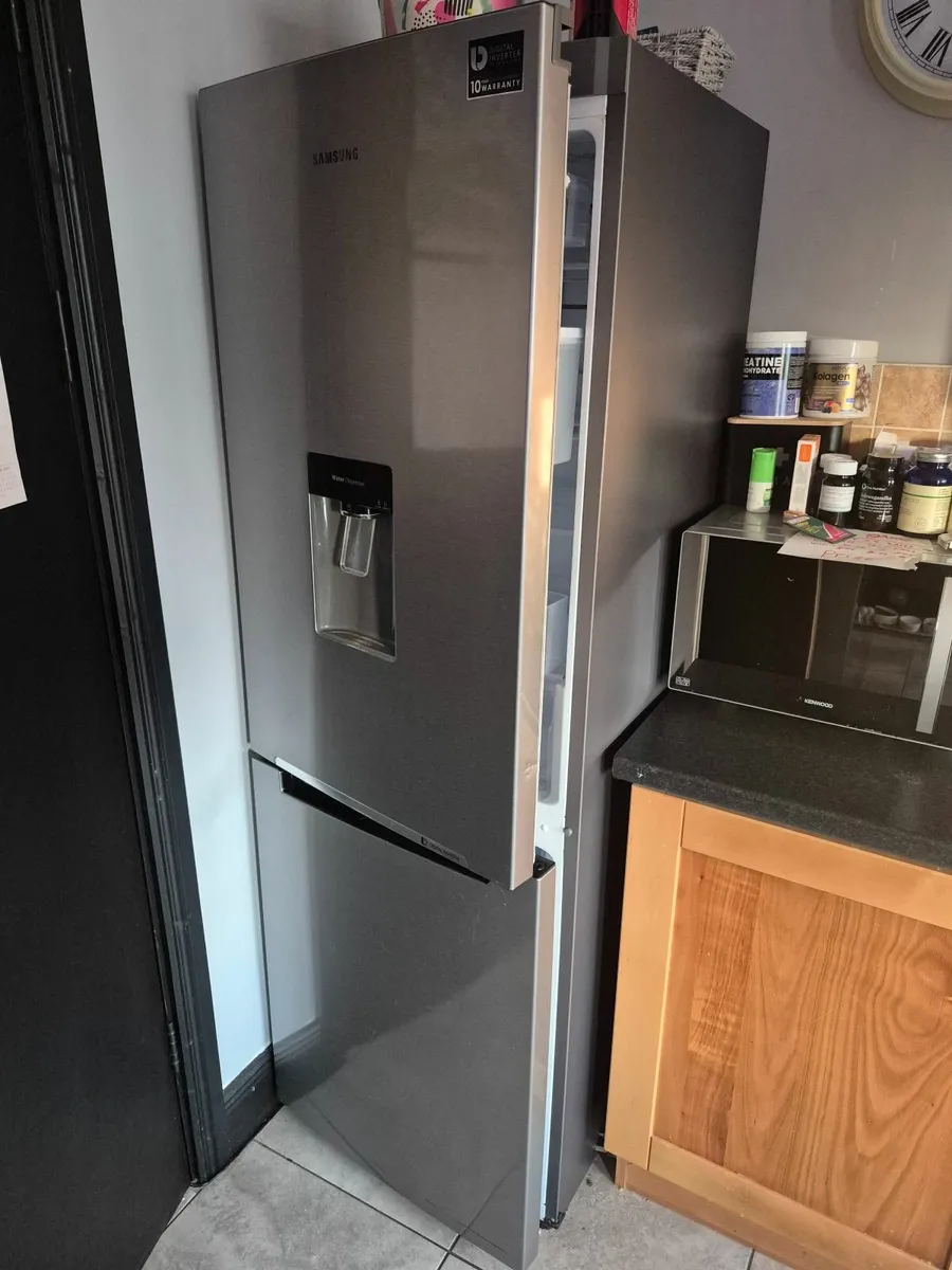 Fridge and Frizer Samsung - Image 1