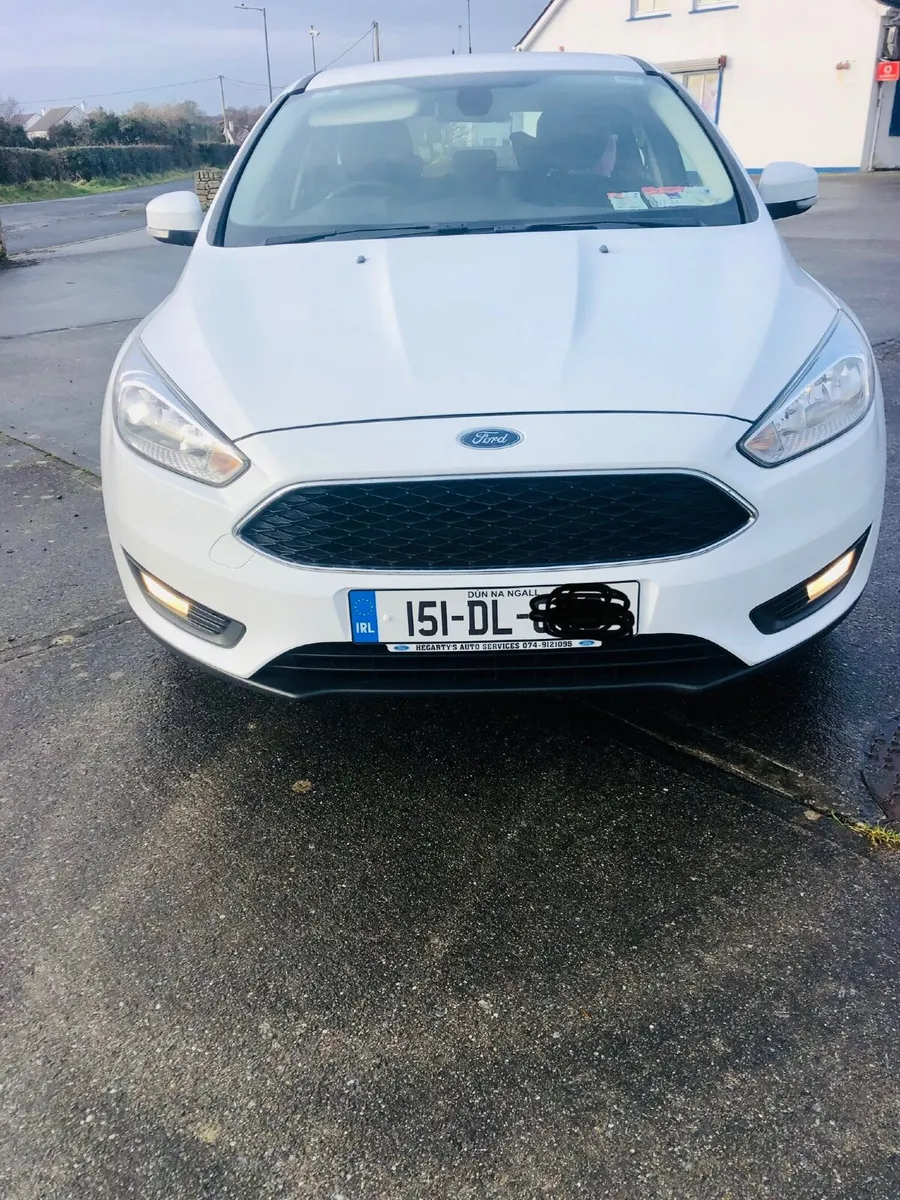 Ford Focus 2015 - Image 2
