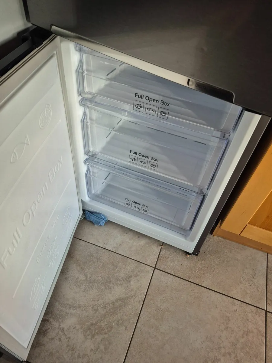 Fridge and Frizer Samsung - Image 4