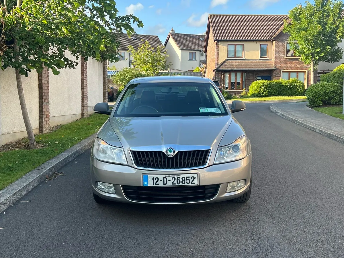 2012 Skoda Octavia 1.6 Diesel NCT 9/25 TAX 6/25 - Image 4