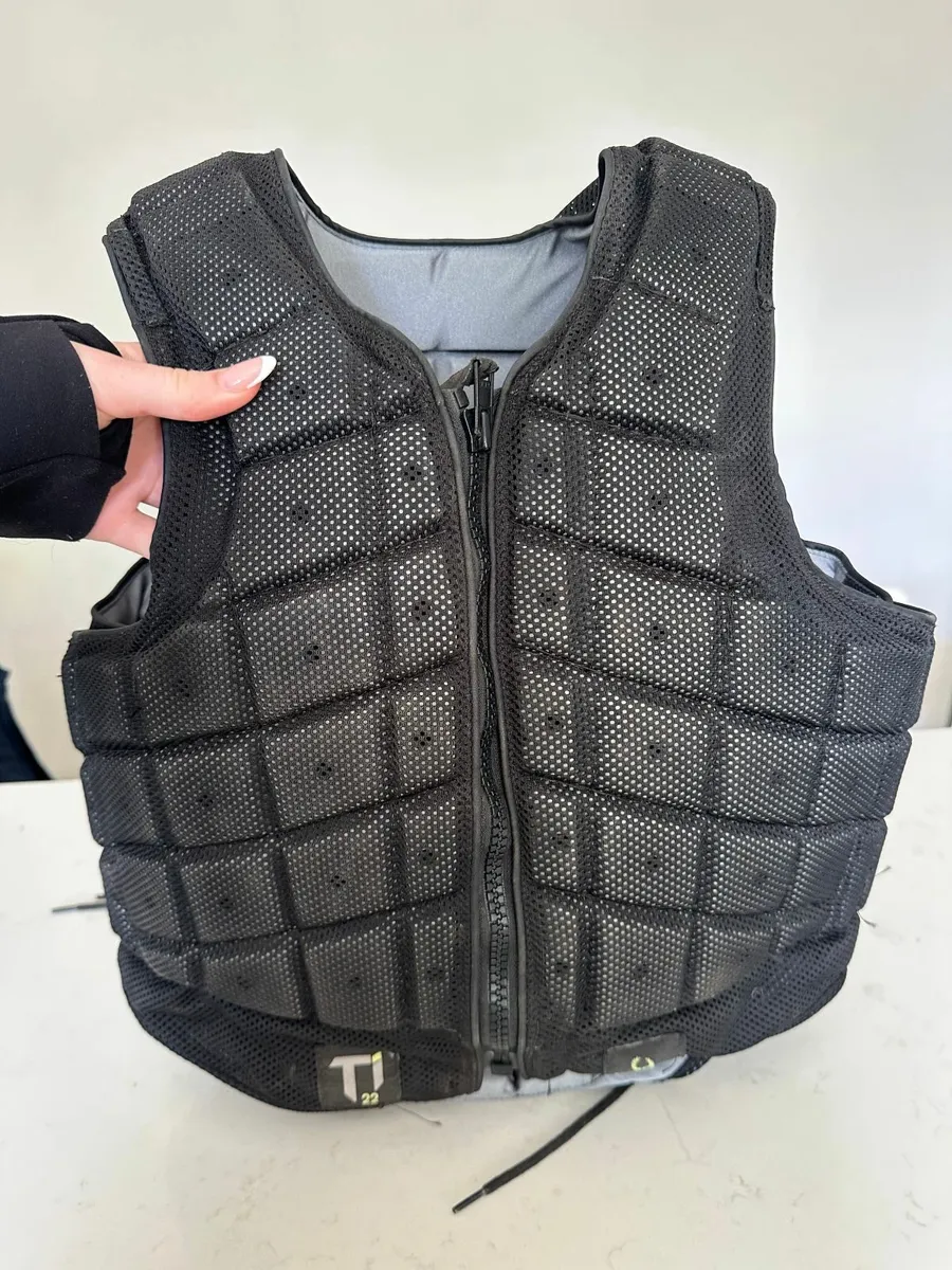 Horse Riding Back Protector - Image 1