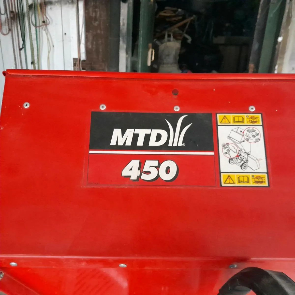 Wood chipper - Image 1