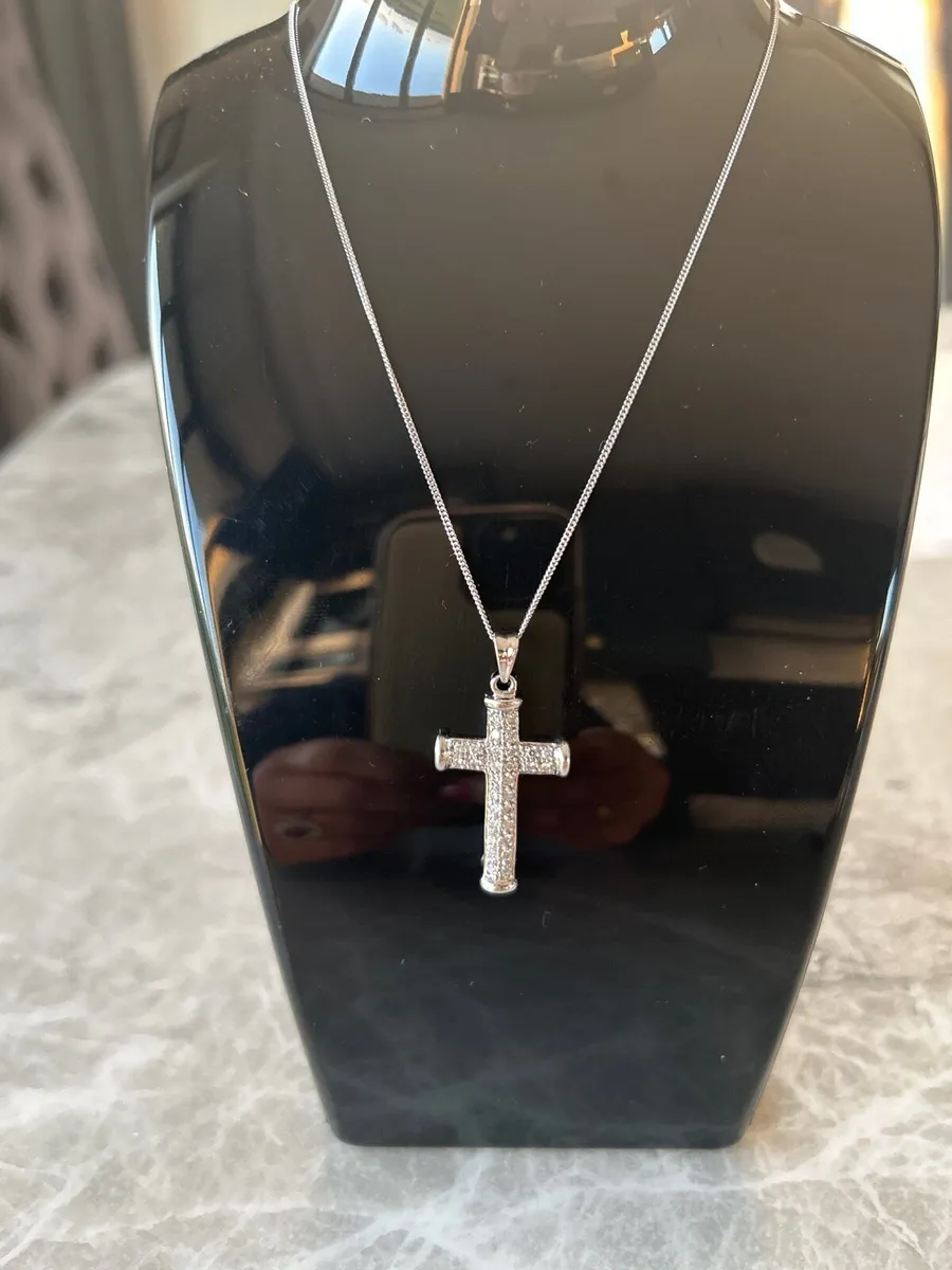 White Gold Diamond necklace - Image 1