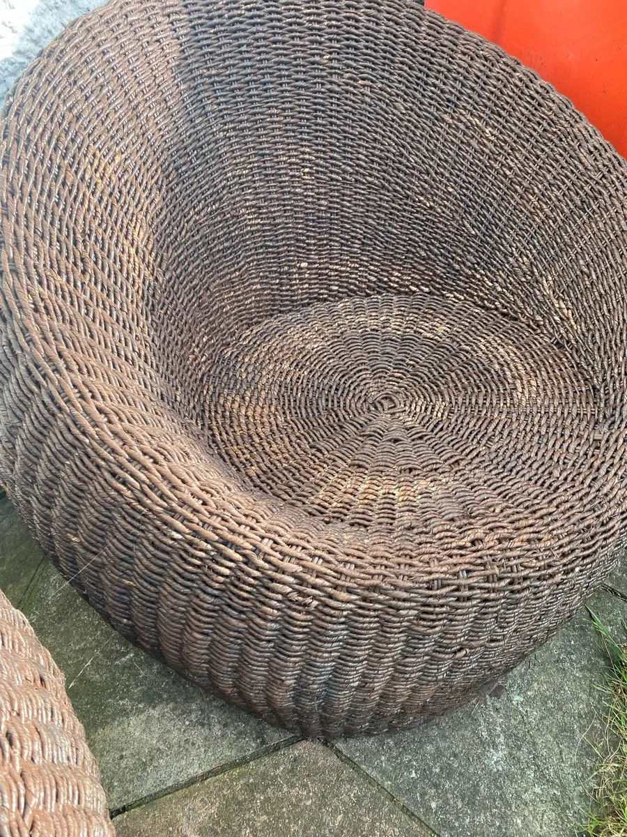 Rattan pod chairs (3 for sale) - Image 1