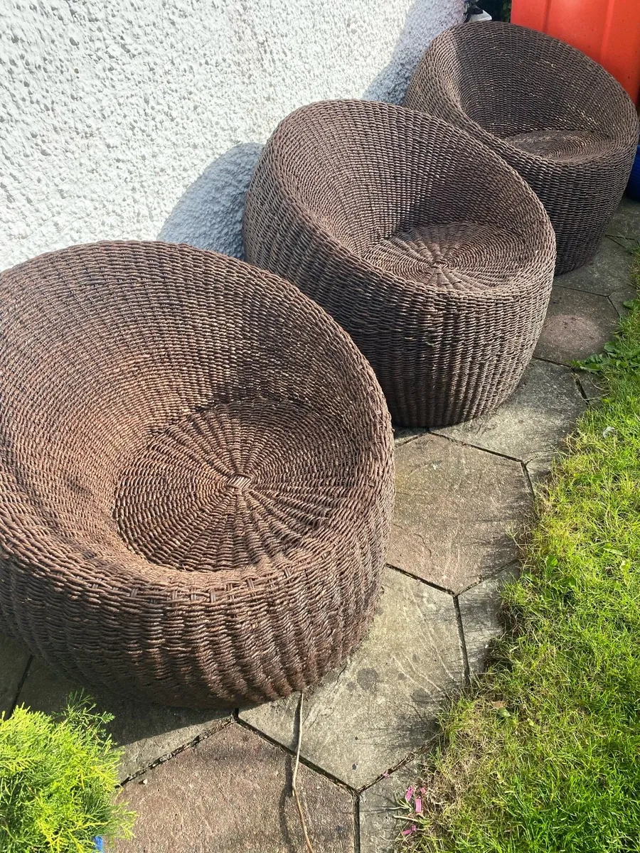 Rattan pod chairs (3 for sale) - Image 4