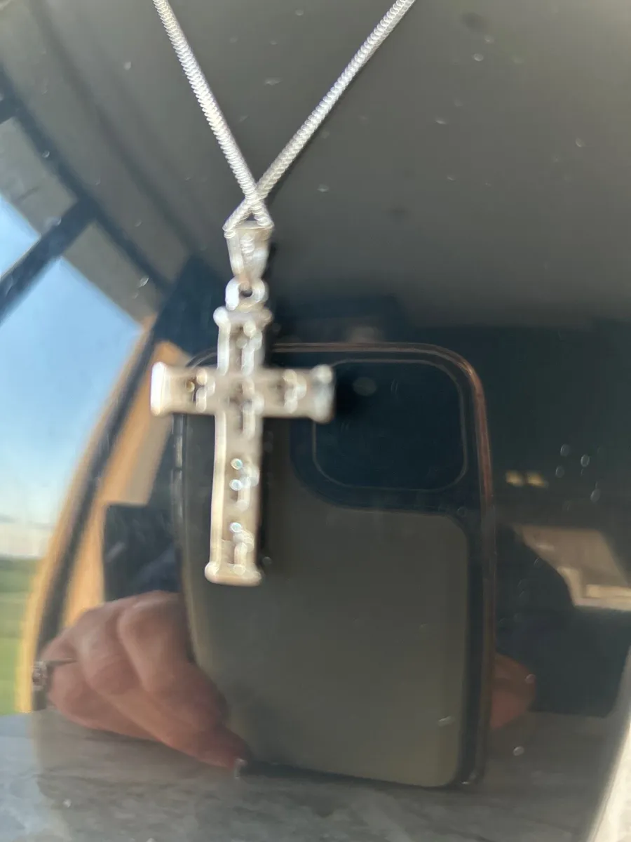 White Gold Diamond necklace - Image 4