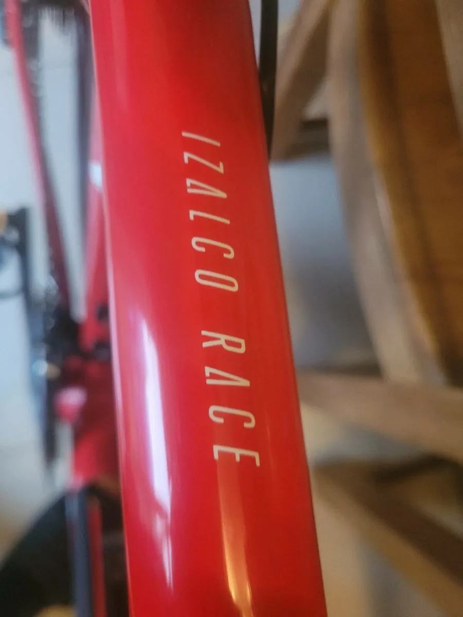 Focus izalco race carbon 9.8 - Image 2