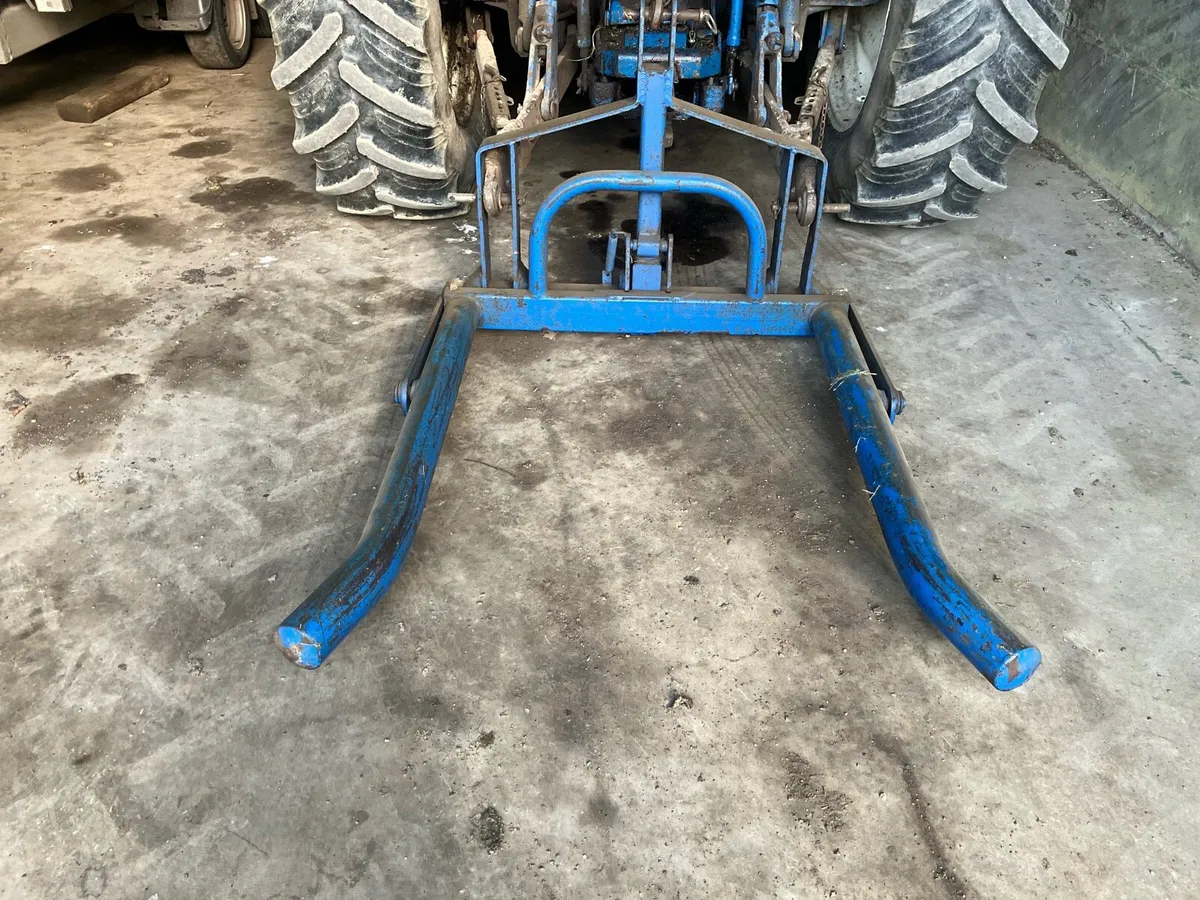 Bale handler - Image 1