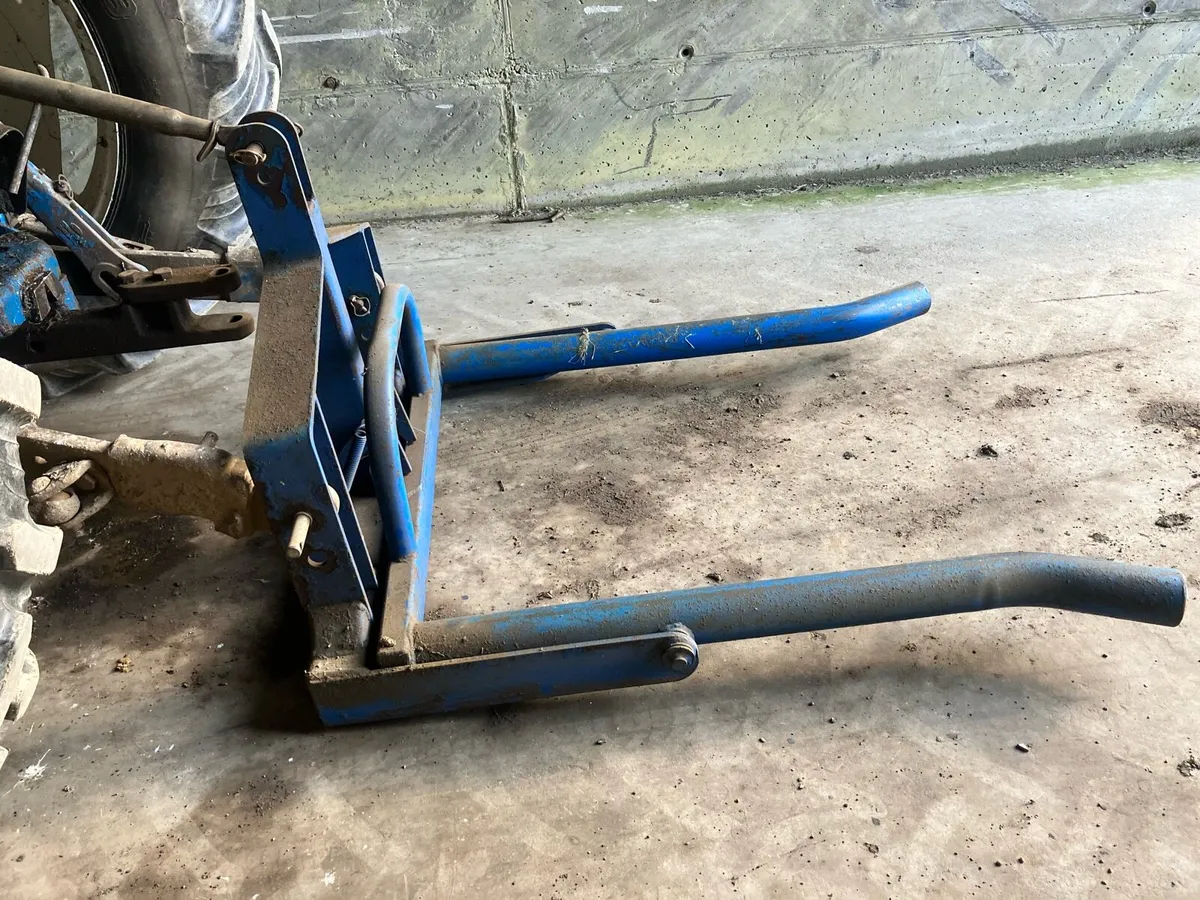 Bale handler - Image 2
