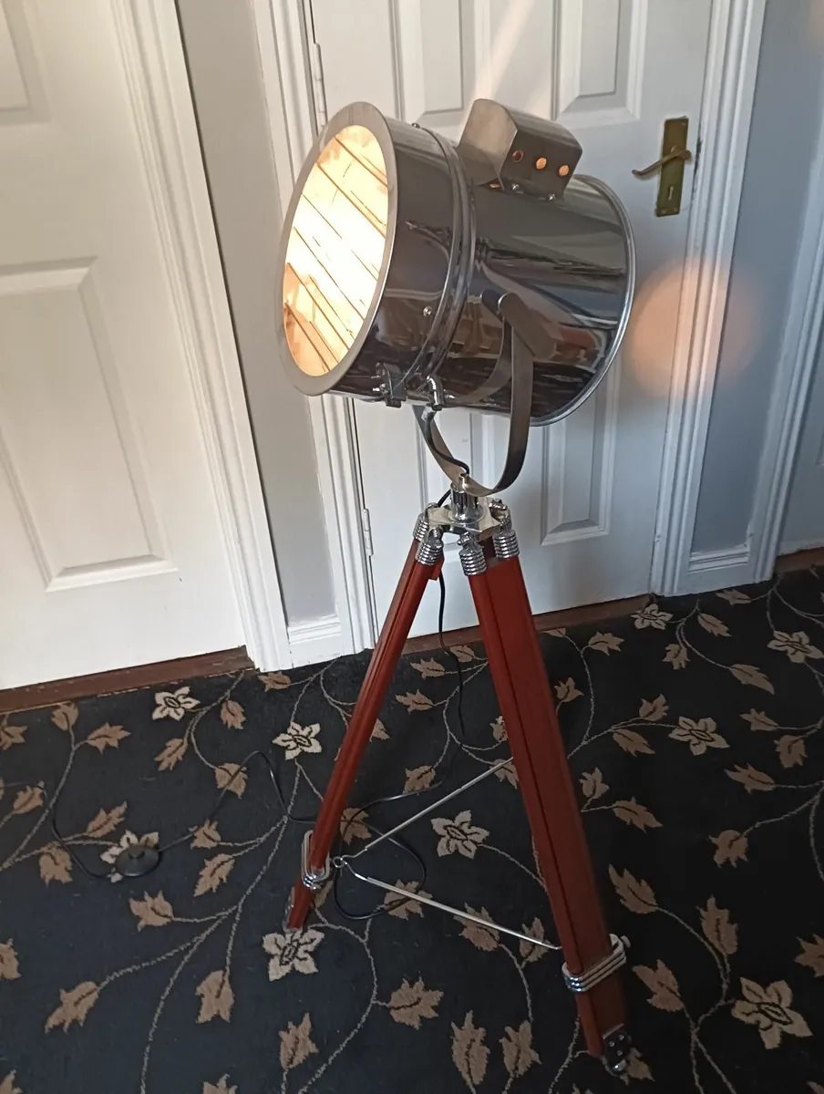 Large Tripod Lamp - Image 1