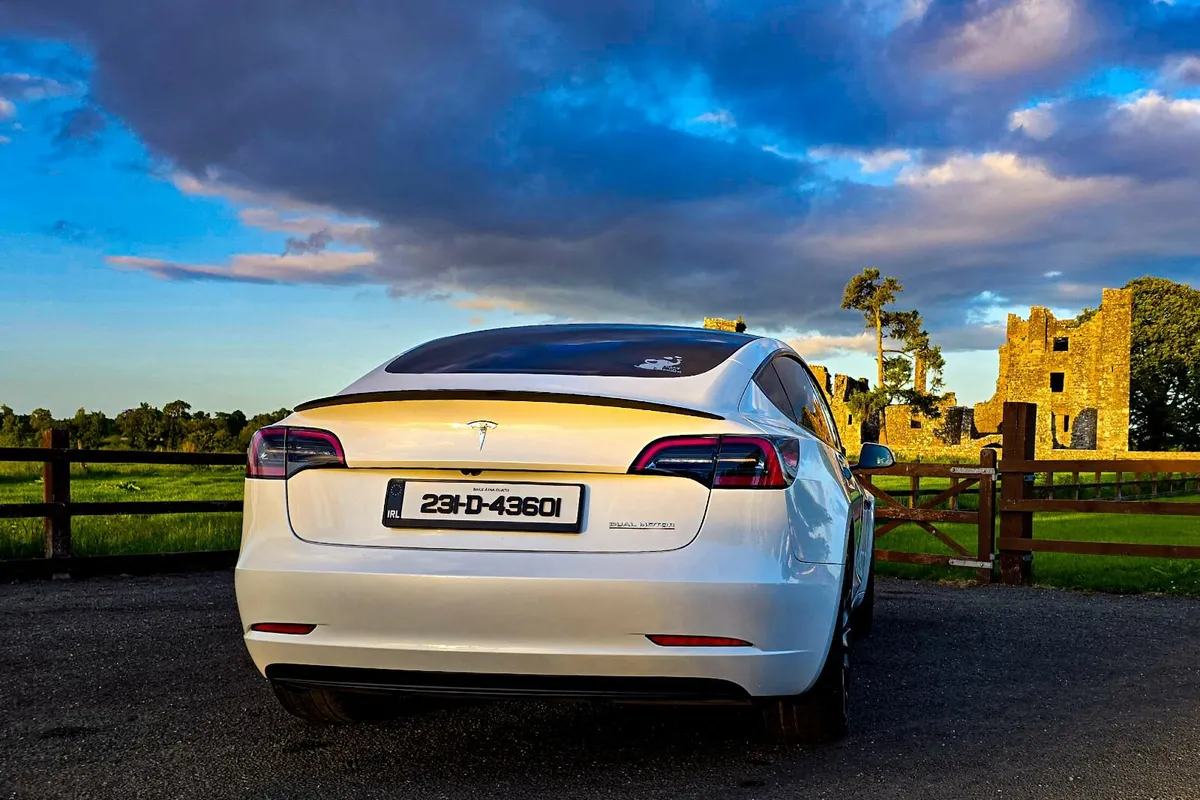 Tesla Model 3 Performance AWD - Image 2