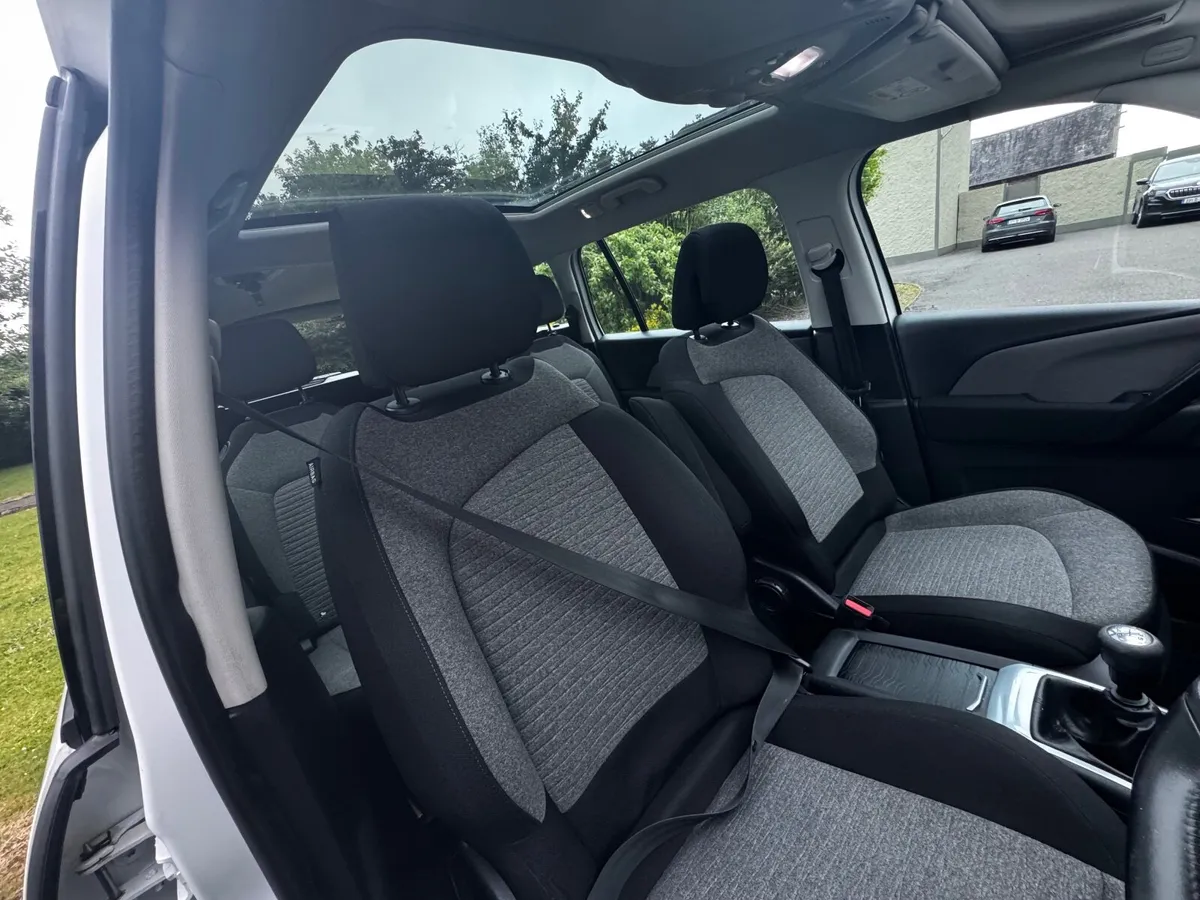 Citroen C4 2016 - Image 2