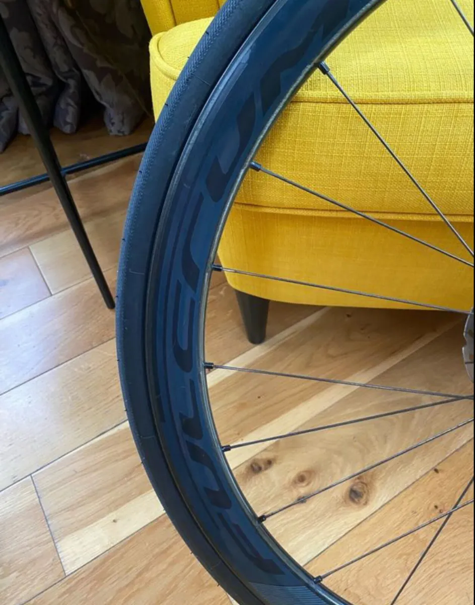 Fulcrum wind 40 DB carbon wheelset - Image 2