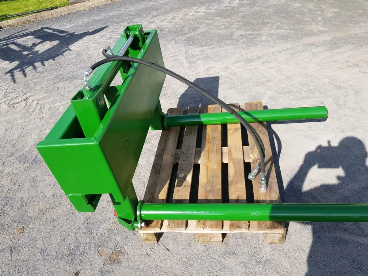 New bale tube handler - Image 1