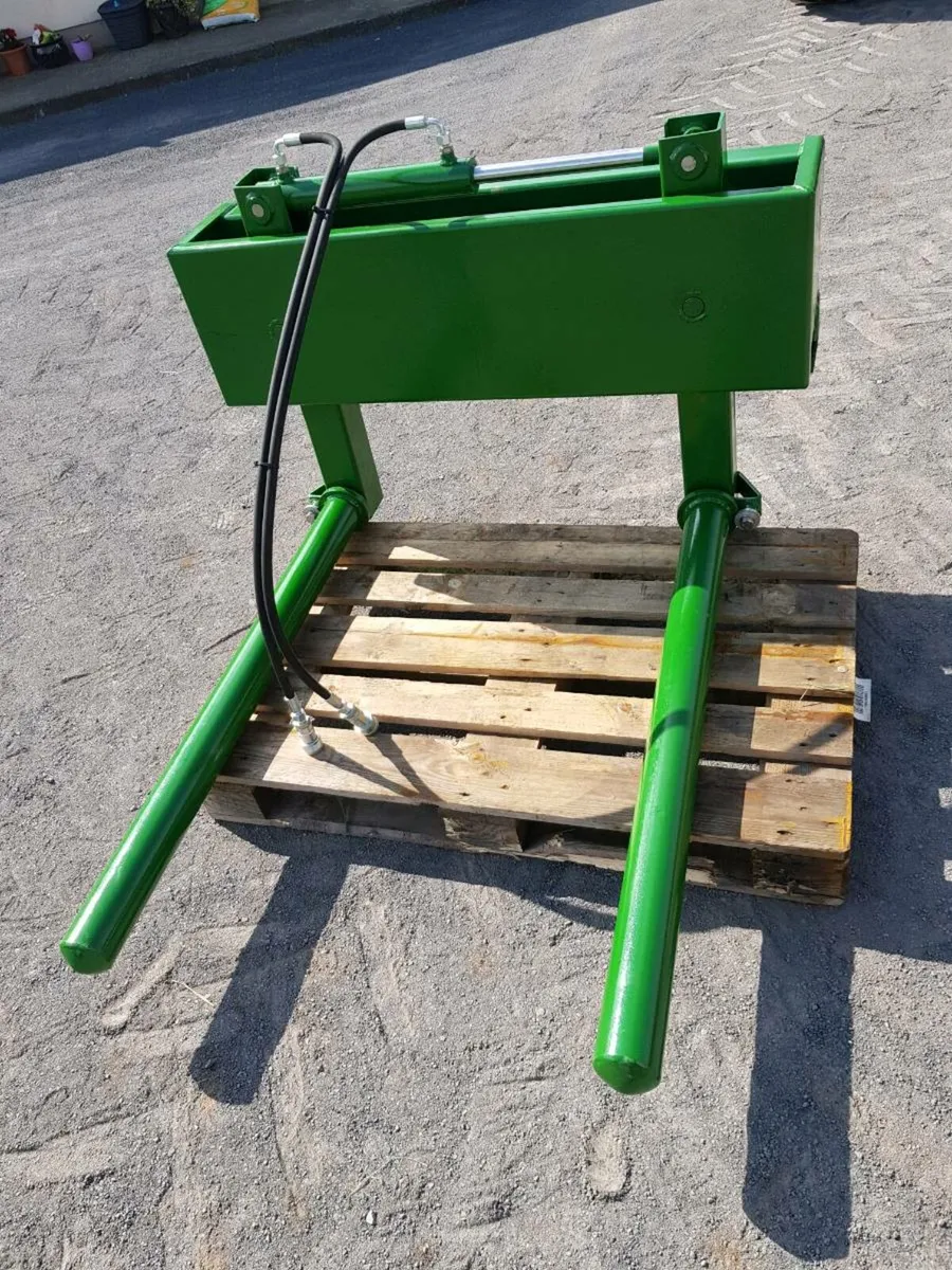 New bale tube handler - Image 3