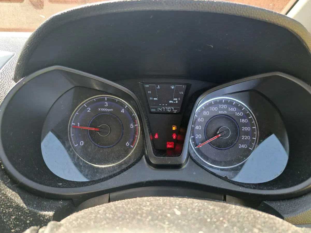 Hyundai ix20 2011 - Image 4
