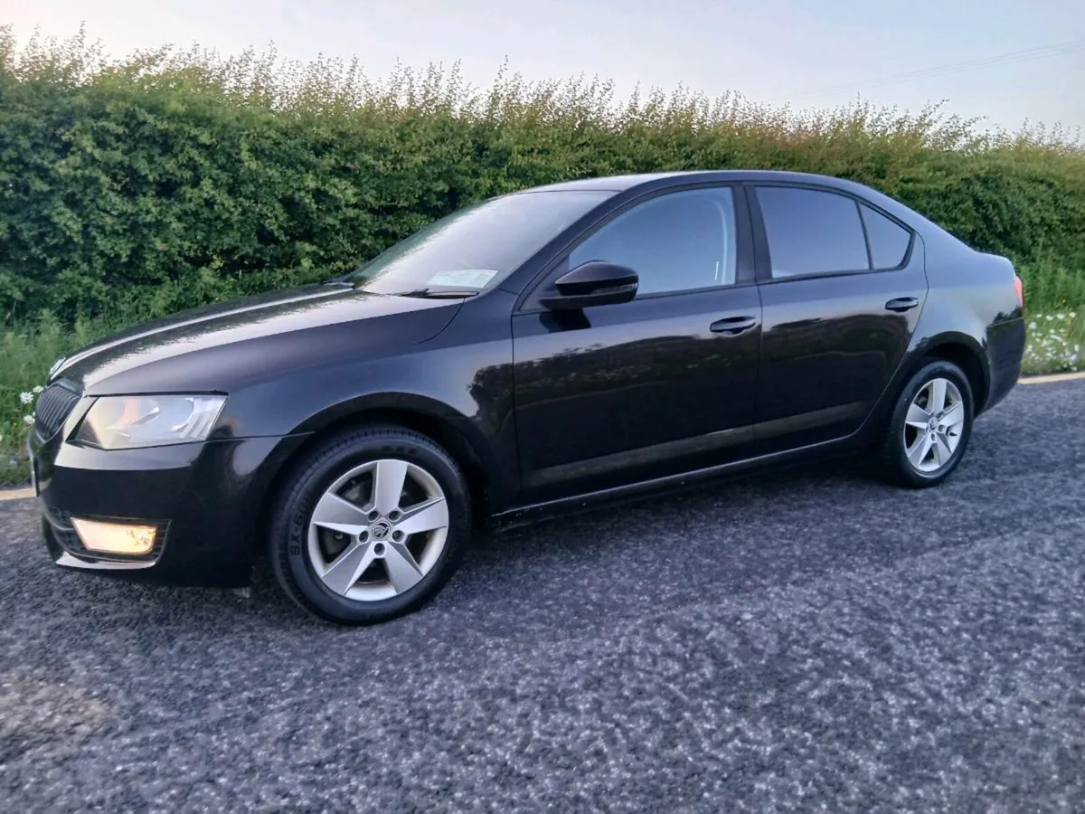 151 SKODA OCTAVIA AMBITION 1.6 TDI - Image 1