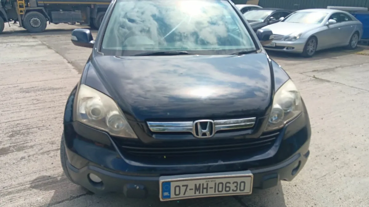 Honda CR-V 2007 - Very economical Diesel - Image 2