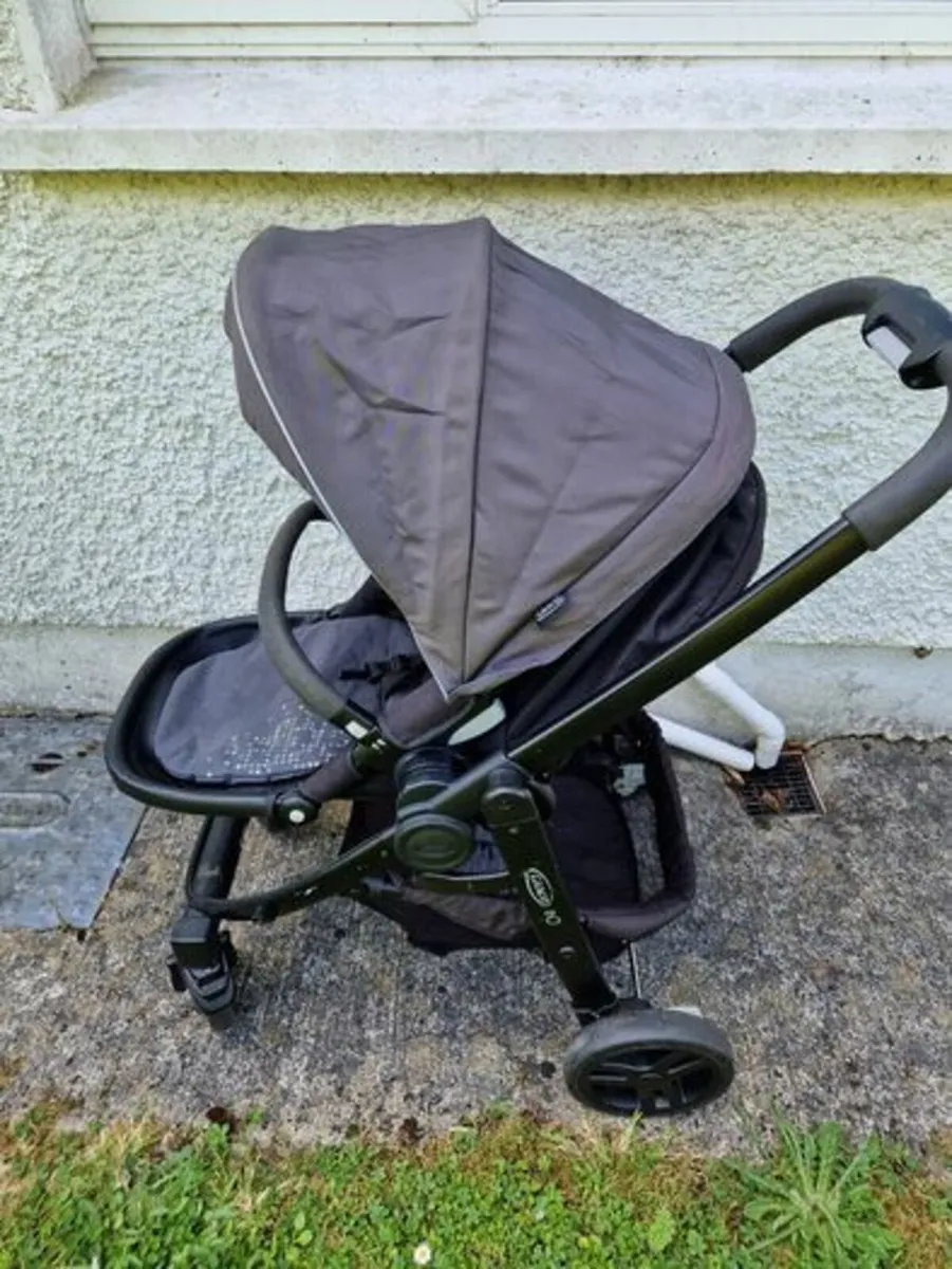 GRACO all in One PRAM & BUGGY. Plus Rain Cover - Image 4