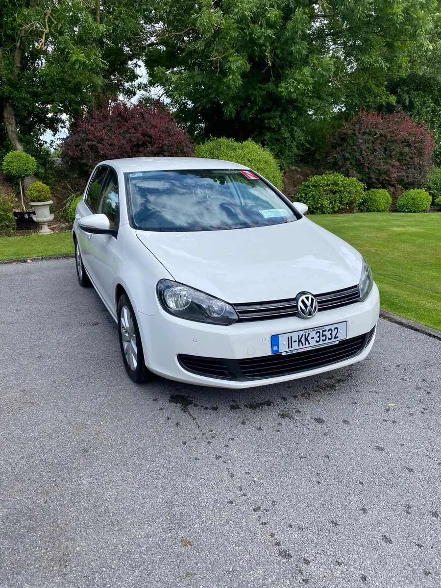 VW Golf 1.6 TDI - Highline - Image 2