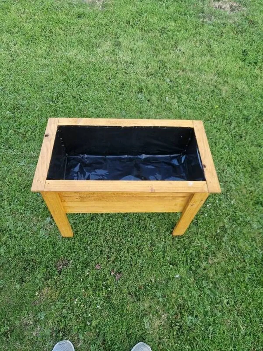 flower planters - Image 4