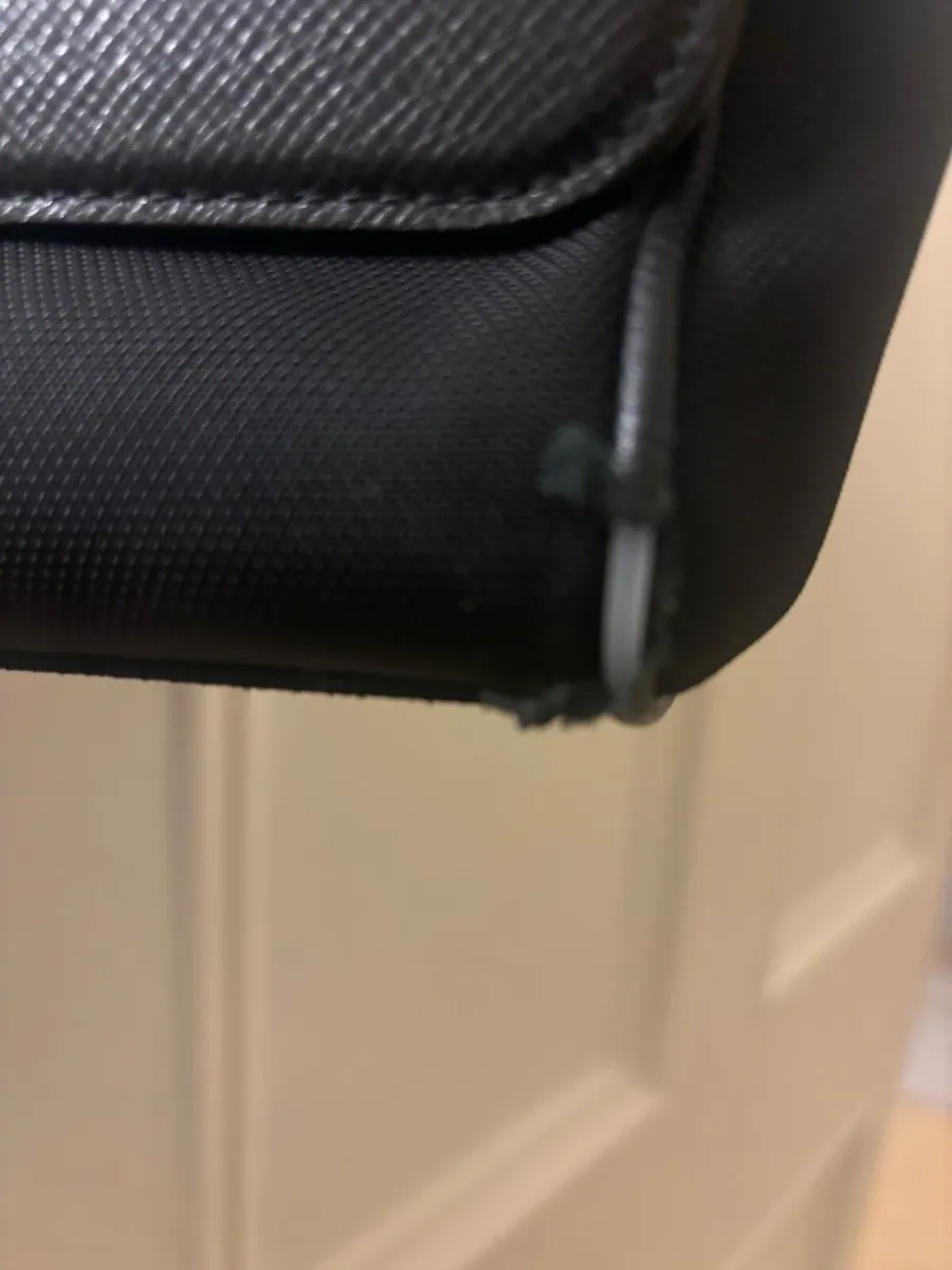 Boss Mans Bag - Image 3