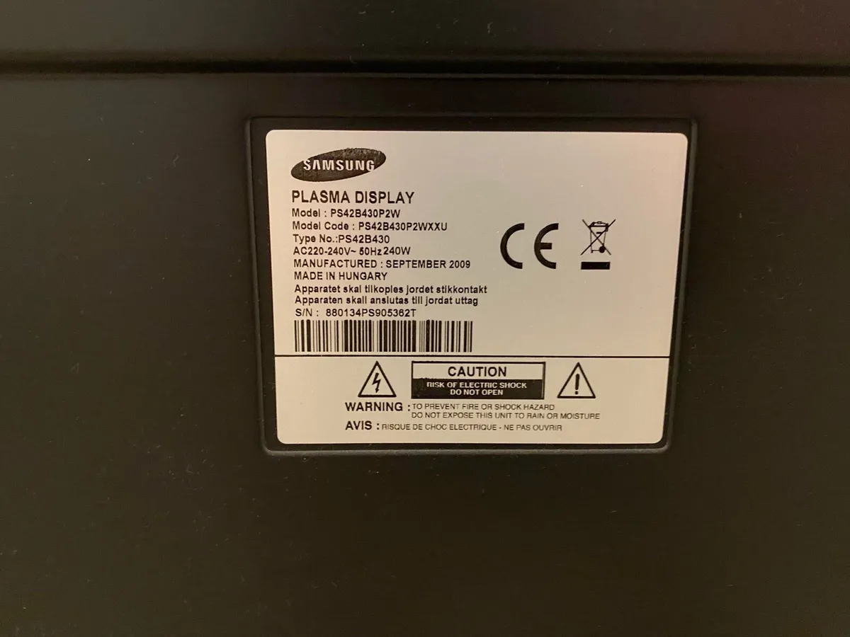 Samsung 42 inch TV (not smart) - Image 2