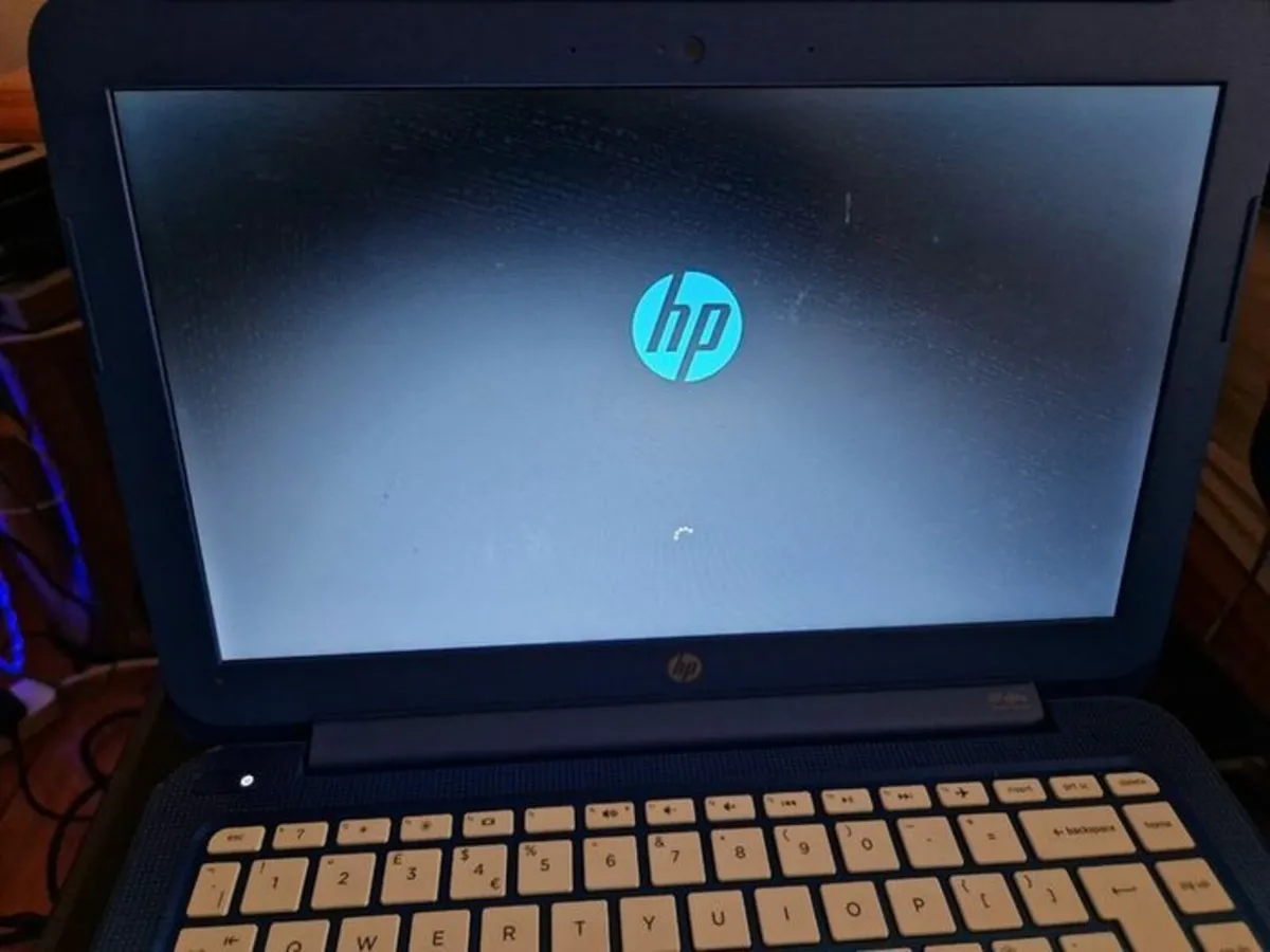 Hp Stream 2GB RAM, 32GB Emc, Windows 10 Home, - Image 2