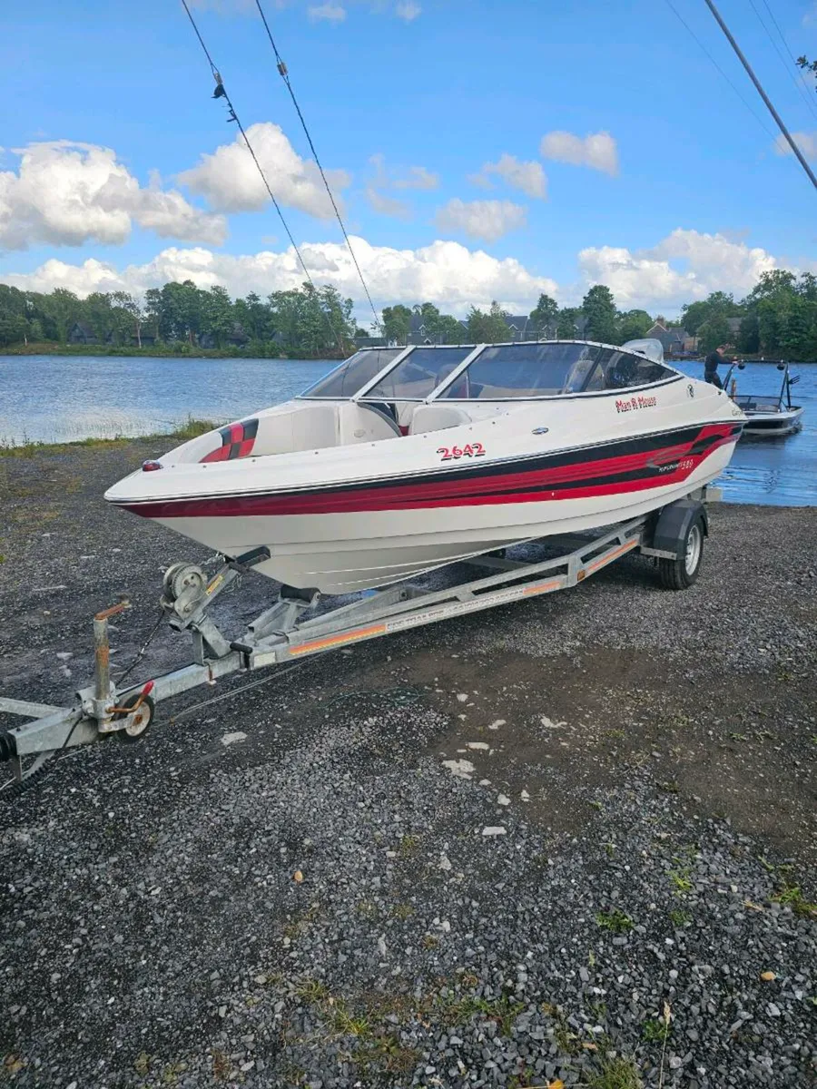 Campion 580 chase bowrider speedboat yamaha vmax - Image 4