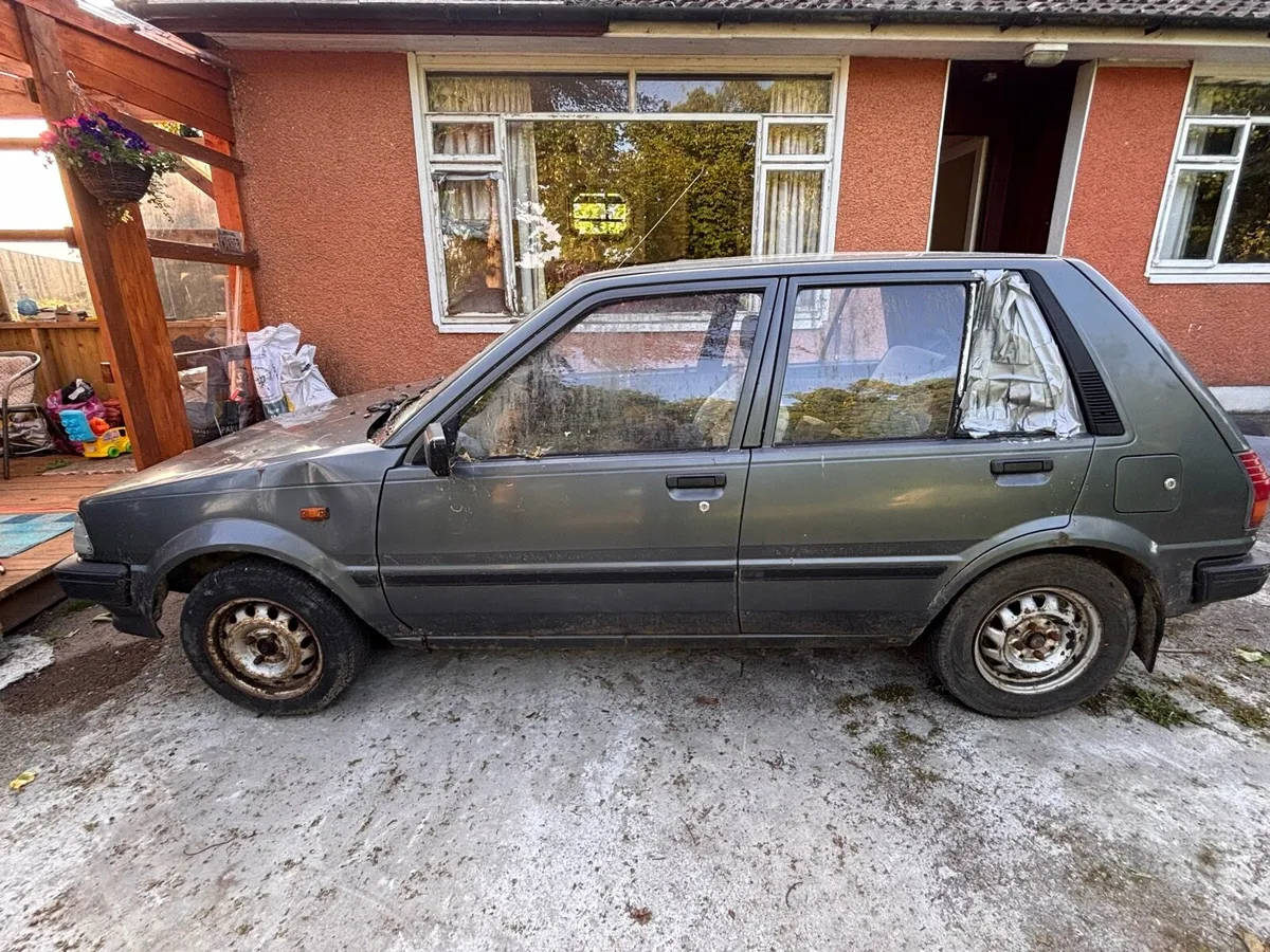 Toyota Starlet - Image 4