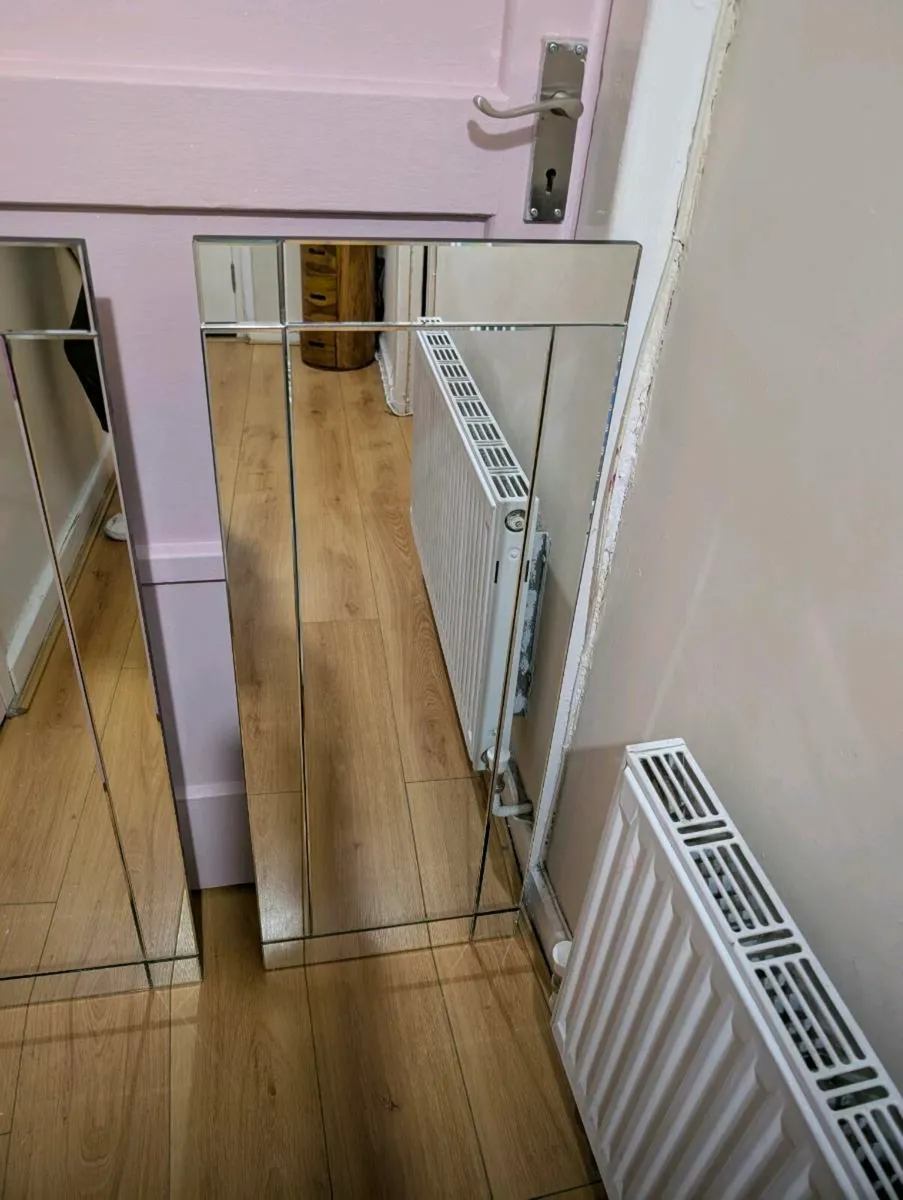 PAIR OF CONTEMPORARY WALL MIRRORS - Image 1