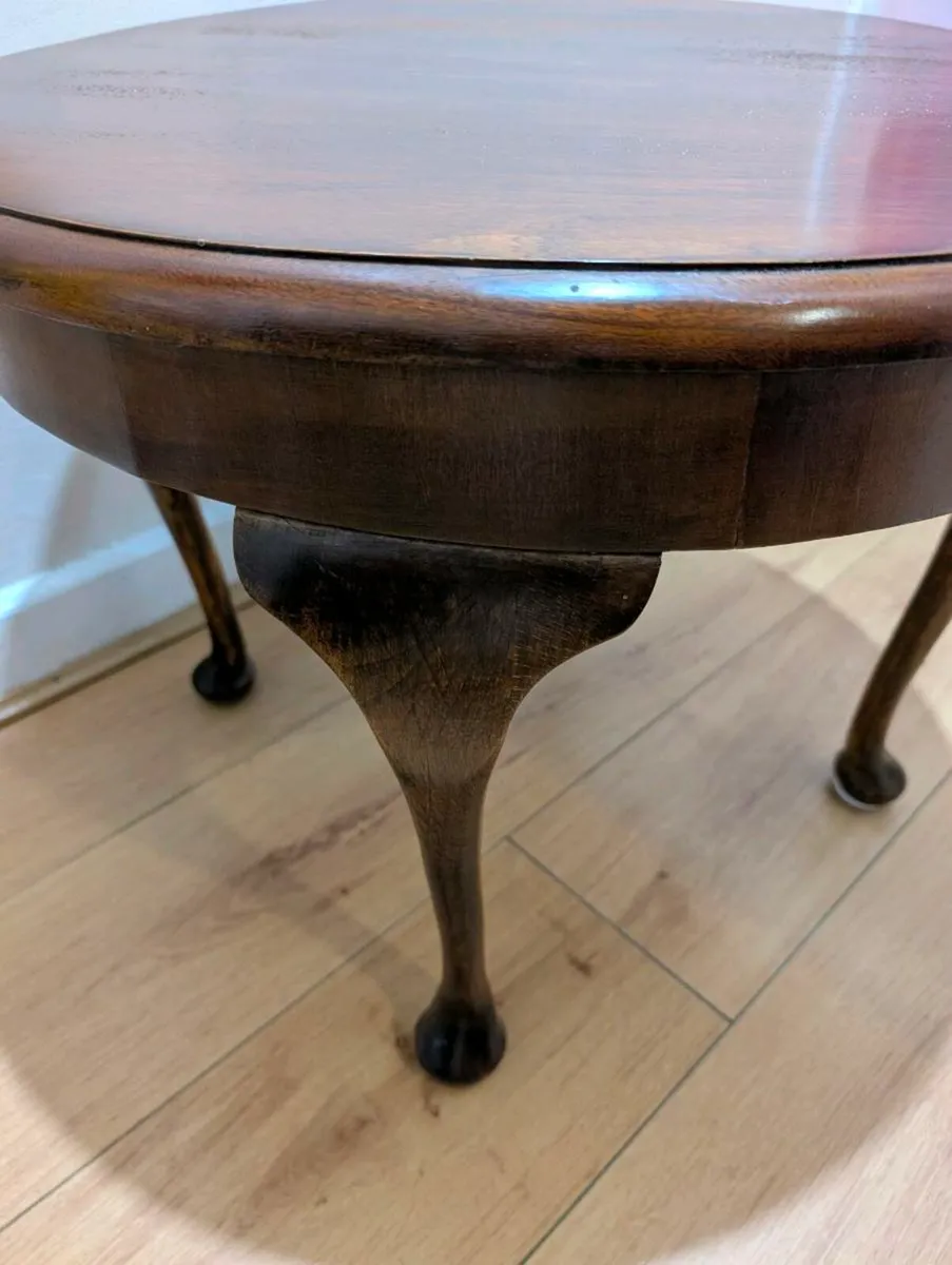 EARLY 20TH CENTURY MAHOGANY COFFEE TABLE - Image 4