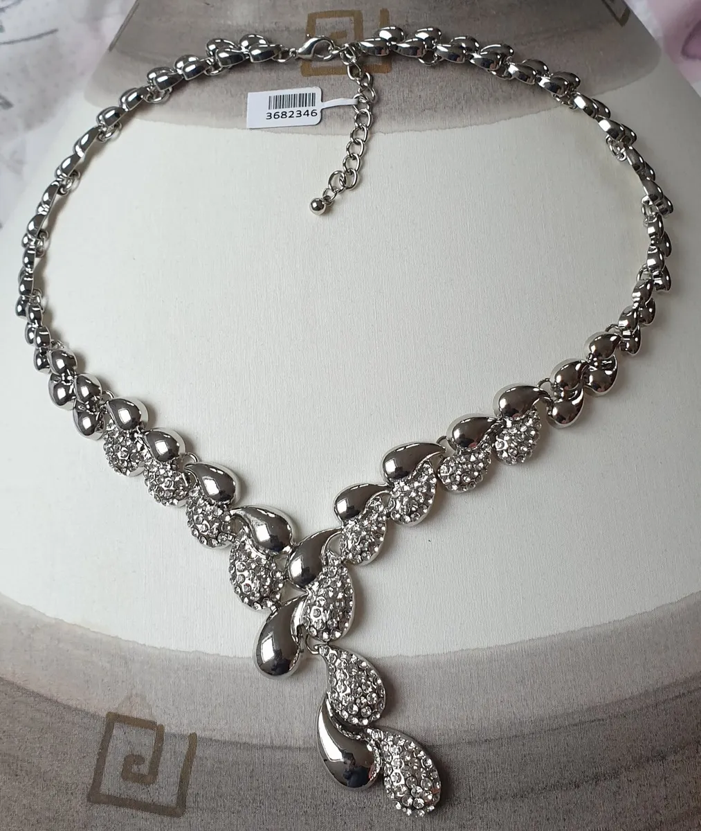 Costume Jewellery - New & Pre-owned - From e3 - Image 3