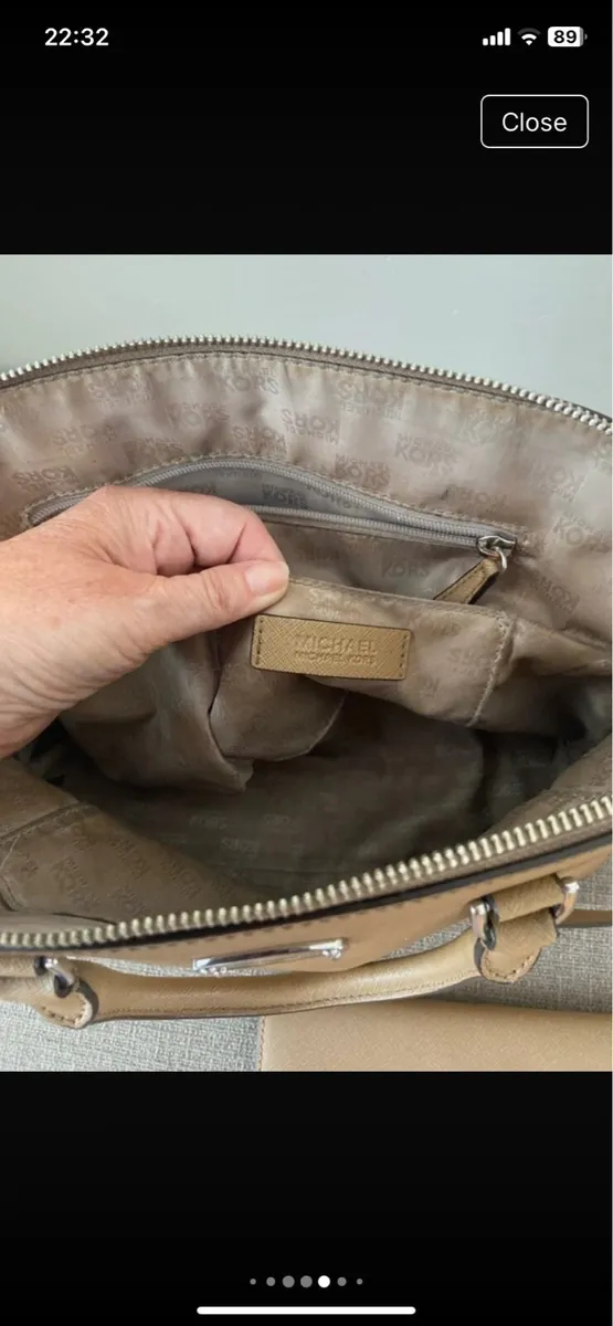Michael kors bag and matching purse - Image 3
