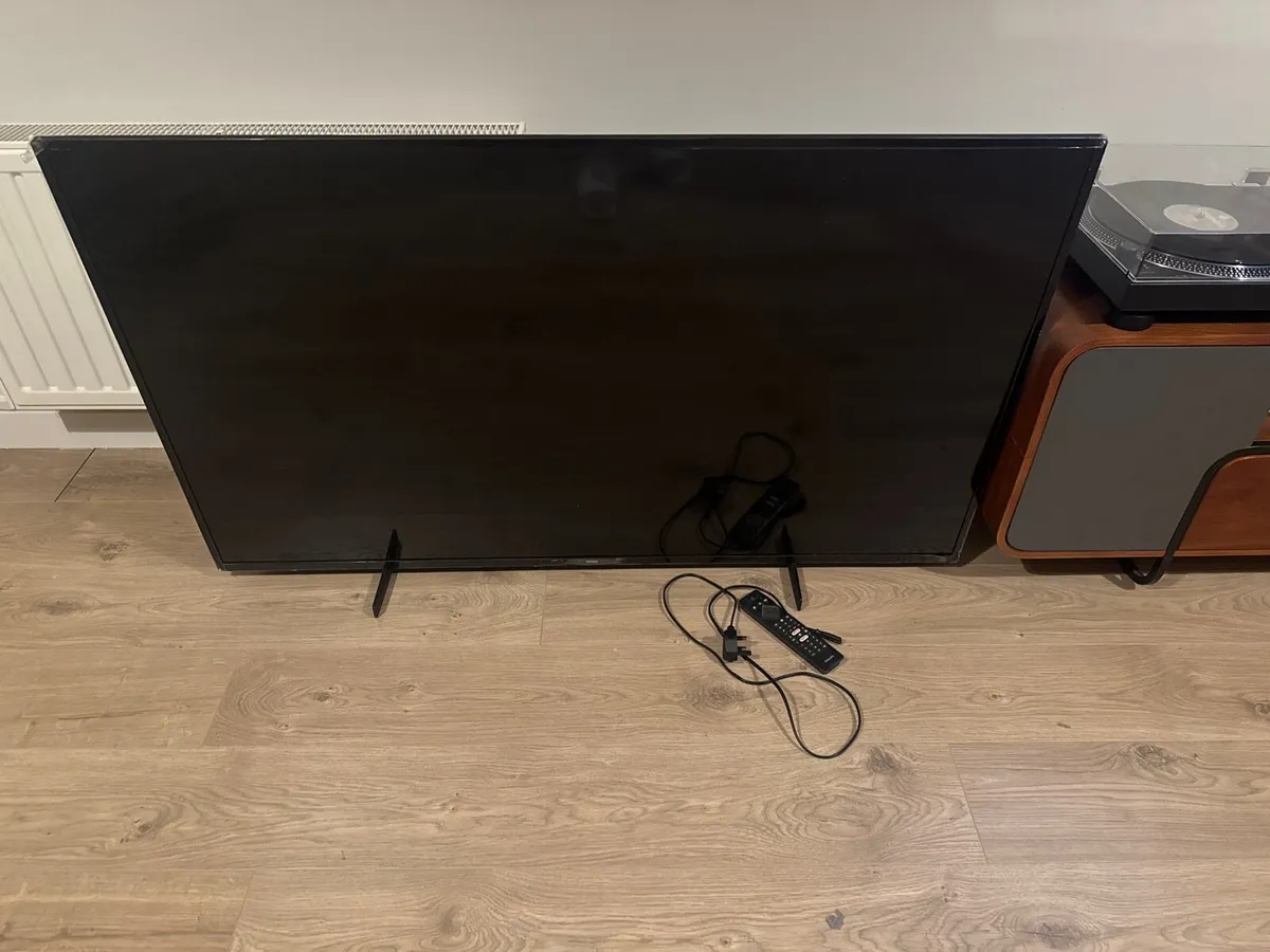 Philips 58” 4K UHD Smart TV - Image 3