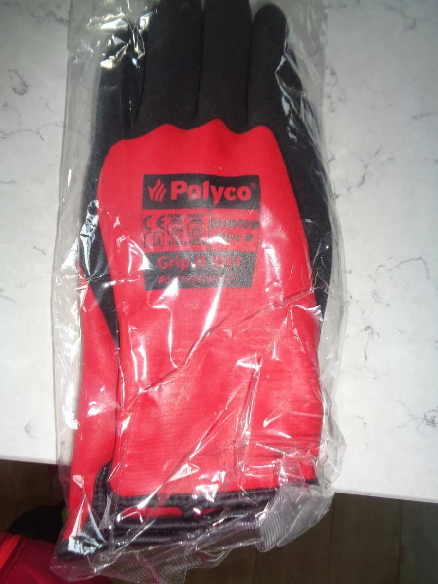 Polyco Grip it Wet Gloves x 3 for Sale - Image 3