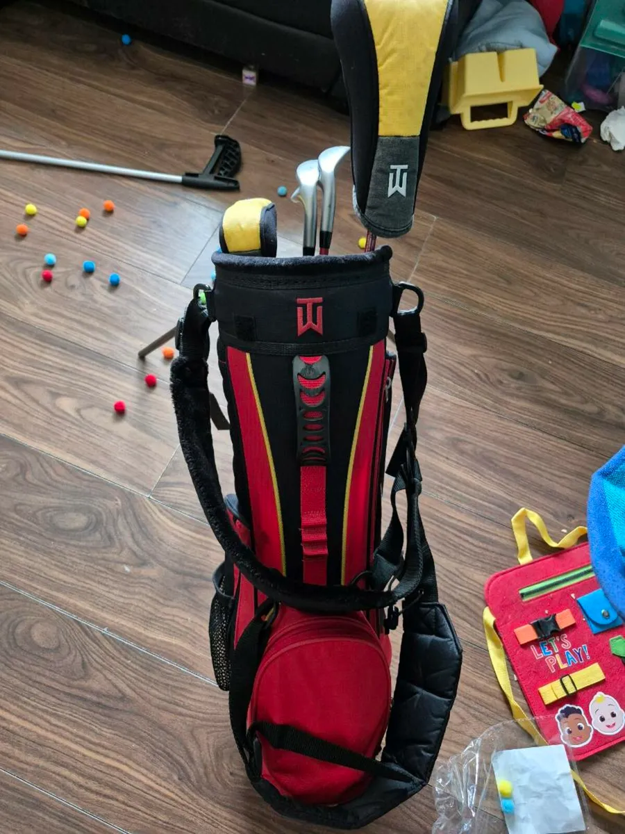 TIGER WOODS NIKE VR JUNIOR SET 5-7 YRS EXCELLENT - Image 2