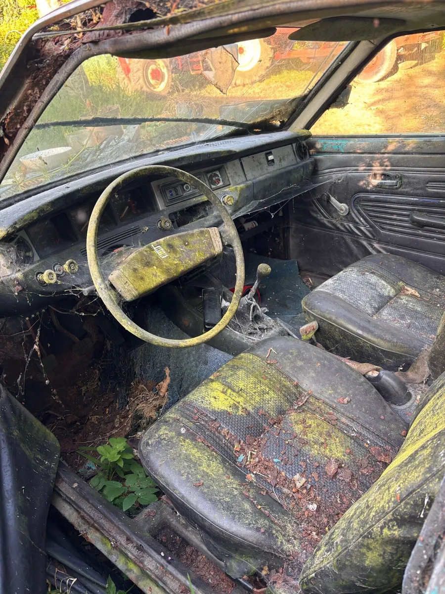 Datsun 120y for parts - Image 3